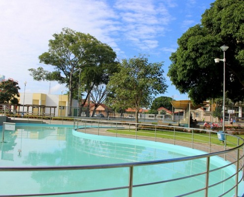 lago na praça 22 de agosto