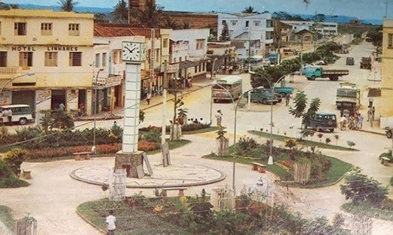 Foto da Praça Nestor Gomes em 1975